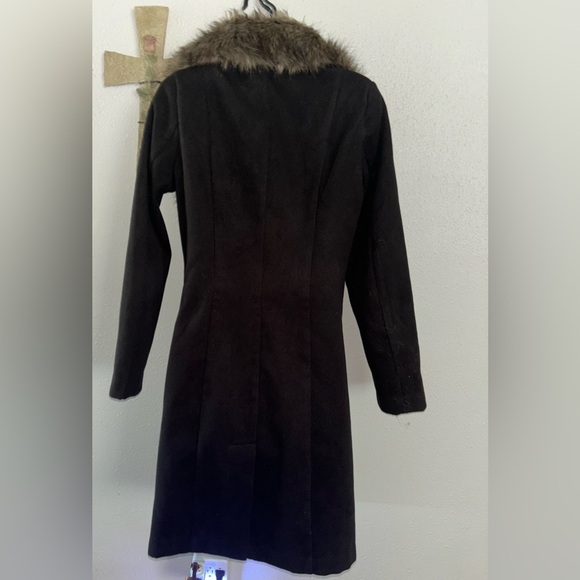 Shoe Dazzle Removable Faux Fur Trim Coat - Picture 6 of 7
